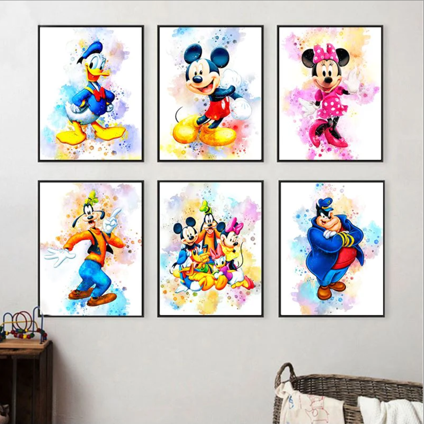 Affiches colorées de Mickey et ses amis